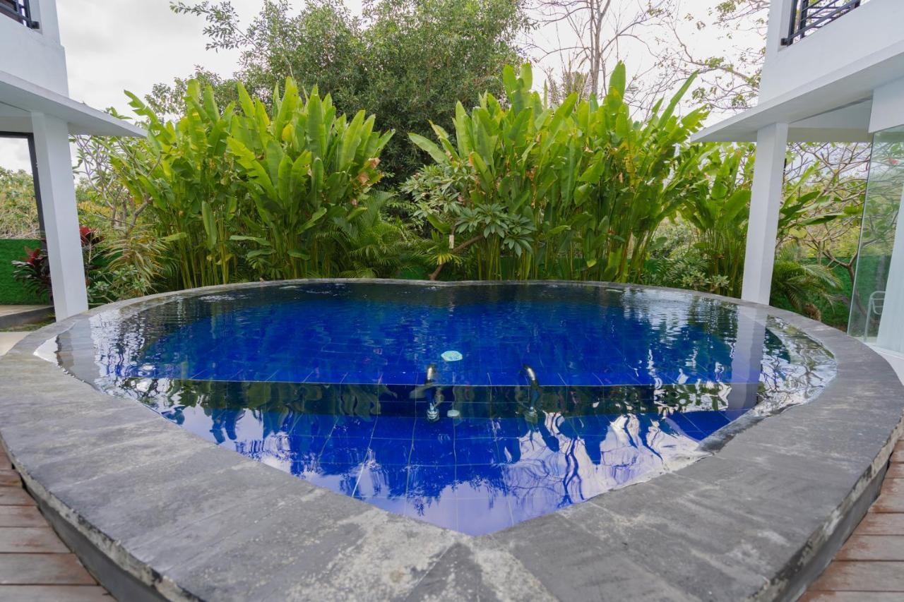 Lo Sari Bungalow Batununggul Exterior foto